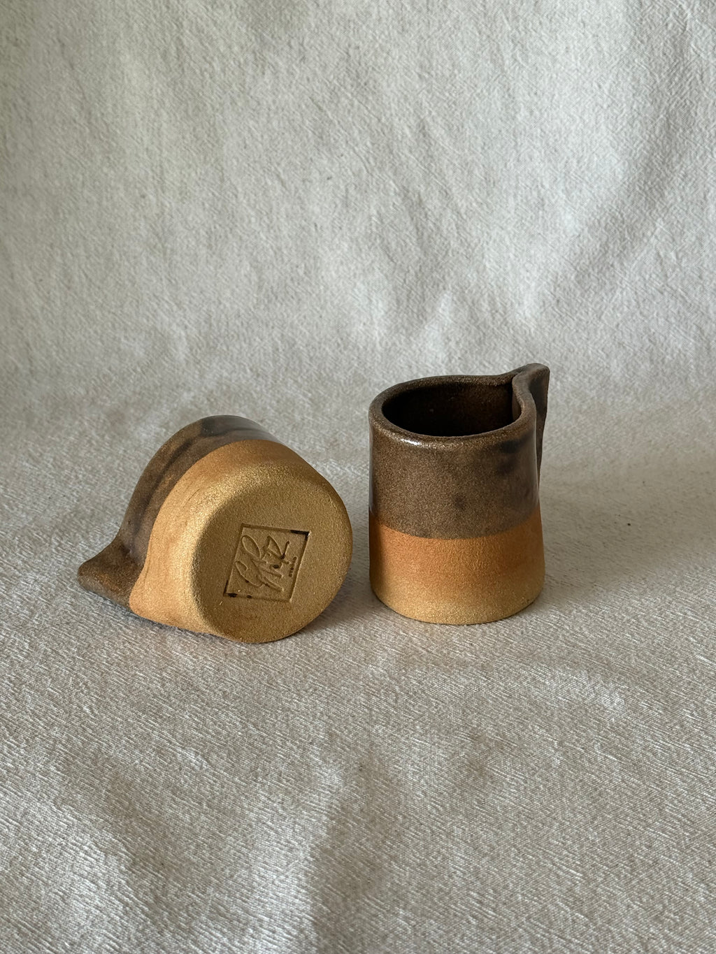 Terracotta mug (brown enamel)