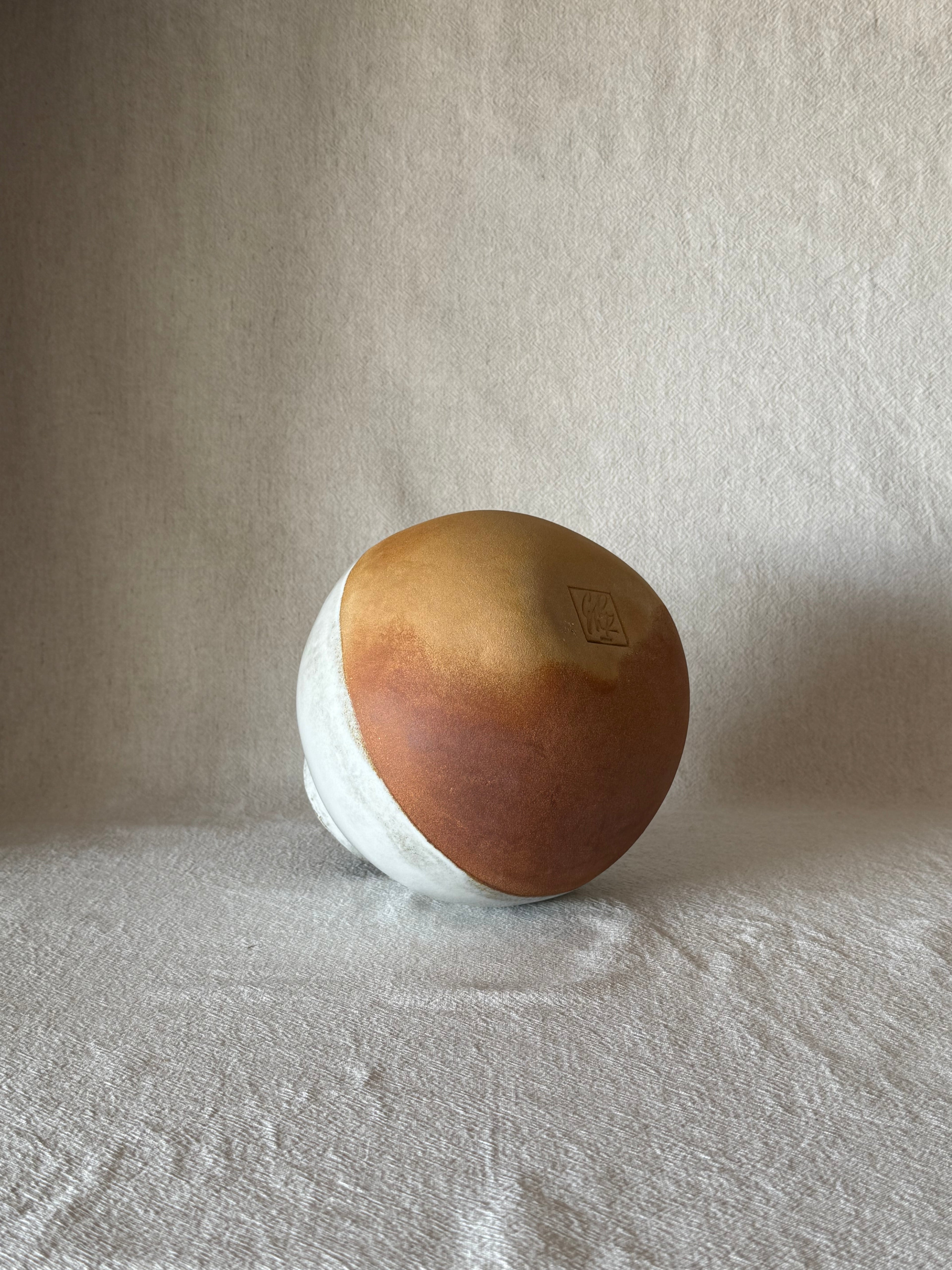 Vase boule céramique artisanale