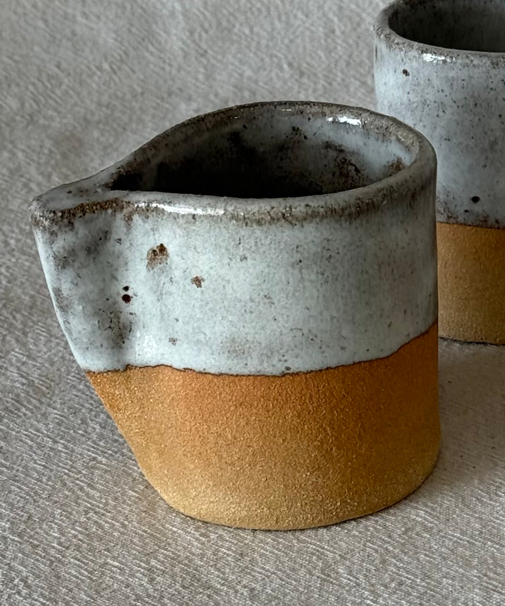 Tasse terracotta (émail gris)