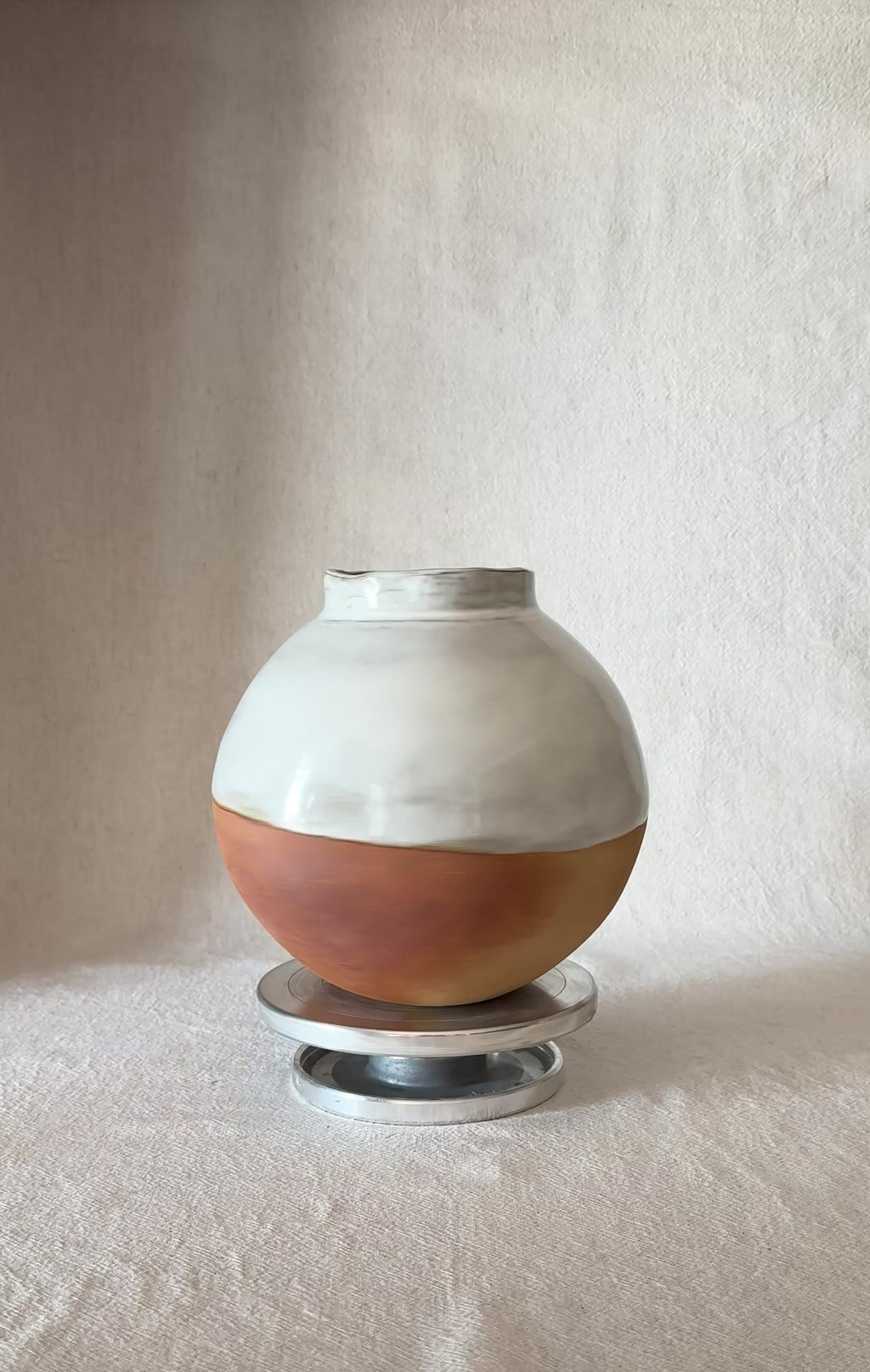 Vase boule céramique artisanale